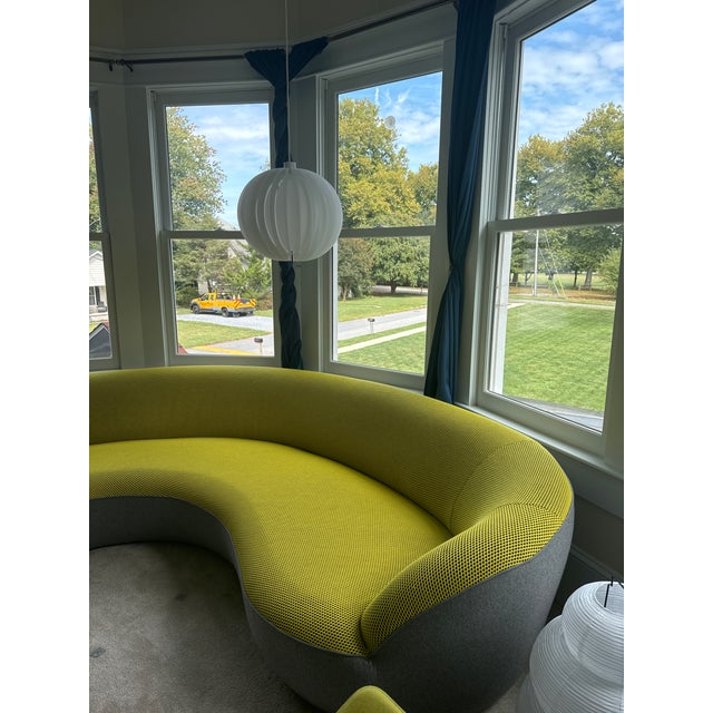 Roche bobois edito corner sofa 1 piece, usually comes with another piece for the left side this is the right modular piece...