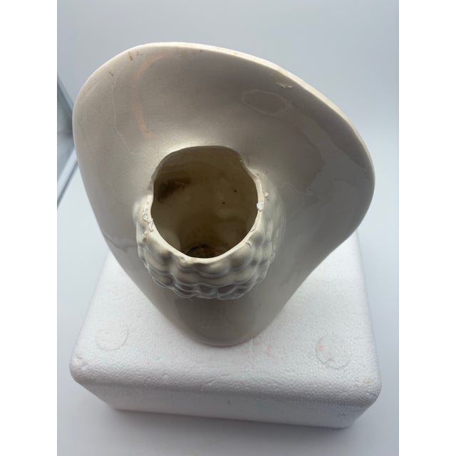 Ivory Vintage Royal Haeger Woman’s Head Vase With Wide Brim Hat, Art Deco, 1930s, 9” For Sale - Image 8 of 11