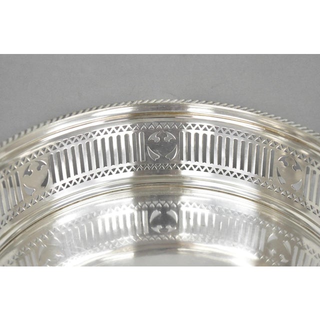 Early 20th Century Antique Gorham English Edwardian Silver Plated "Urns" Large 9" Bar Wine Coaster For Sale - Image 5 of 12