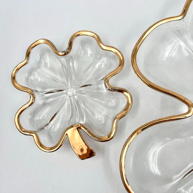 Mid 20th Century Mid 20th Century Mid-Century Modern Jeannette Glass Four-Leaf Clover Shamrock Gold Trim Serving Set - 5 Pieces For Sale - Image 5 of 11