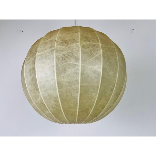 Achille Castiglioni Mid-Century Round Cocoon Pendant Lamp, 1960s, Italy For Sale - Image 4 of 10