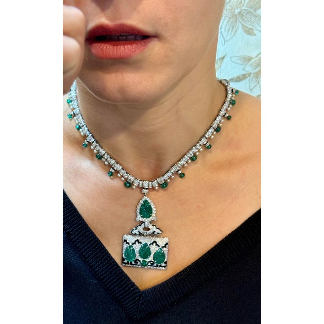 25 Ct Natural Carved Emerald & 10 Ct Diamond Art Deco Style 18 KW Gold Necklace For Sale - Image 12 of 18