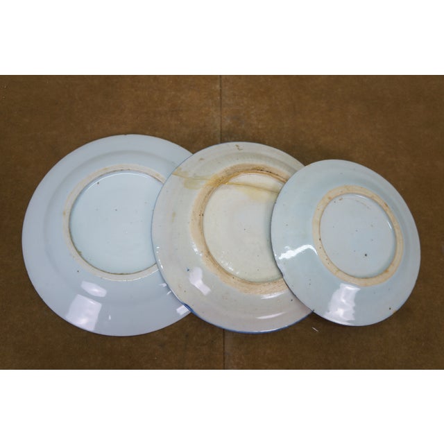 Late 19th Century Antique 19th C Chinese Export Canton Blue White Porcelain Dinner Salad Plates - Set of 22 For Sale - Image 5 of 7