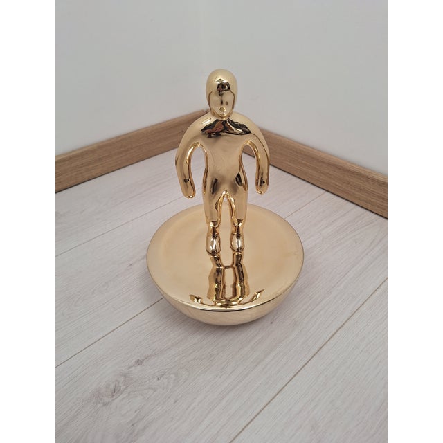 Subbuteo Ornament Sculpture in Double-Mold Ceramic from Artigianato Italiano For Sale - Image 3 of 8