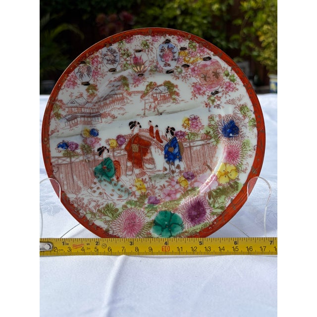 1930s Vintage 7" Japanese Kutani Hand-Painted Porcelain Plate With Geishas & Lanterns For Sale - Image 5 of 12