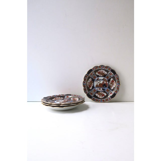 Ceramic Japanese Porcelain Appetizer Plates, Imari Style, Scalloped Edge, Mid-20th Century For Sale - Image 7 of 10