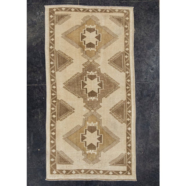 Brown Turkish Vintage Rug 3'3" x 6'4" #21404 For Sale - Image 8 of 8