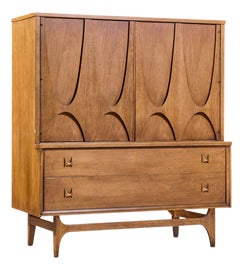 Example of Broyhill Brasilia Dressers and Chests of Drawers