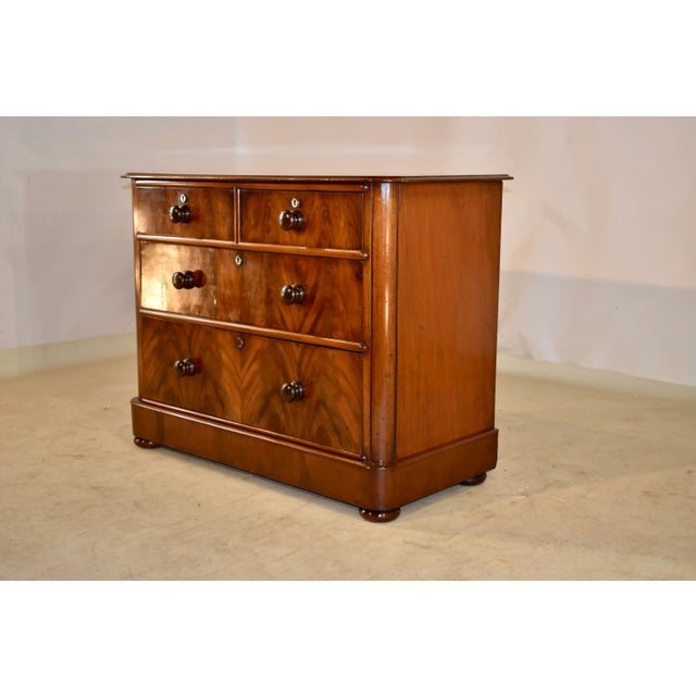 Victorian 19th Century English Mahogany Chest of Drawers For Sale - Image 3 of 9