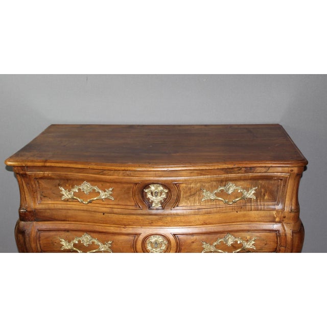 Bordeaux Style Walnut Commode, 18th-Century For Sale - Image 9 of 15