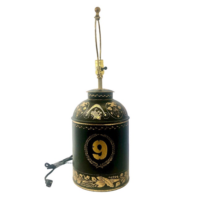 Pair of Antique Tole Brown and Gilt Decorated Tea Canisters as 20th-Century Lamps For Sale - Image 4 of 13
