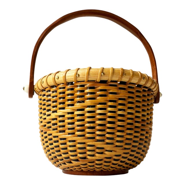 Vintage Signed Nantucket Lightship Basket – Handcrafted With Bone Handle & Geometric Pattern For Sale