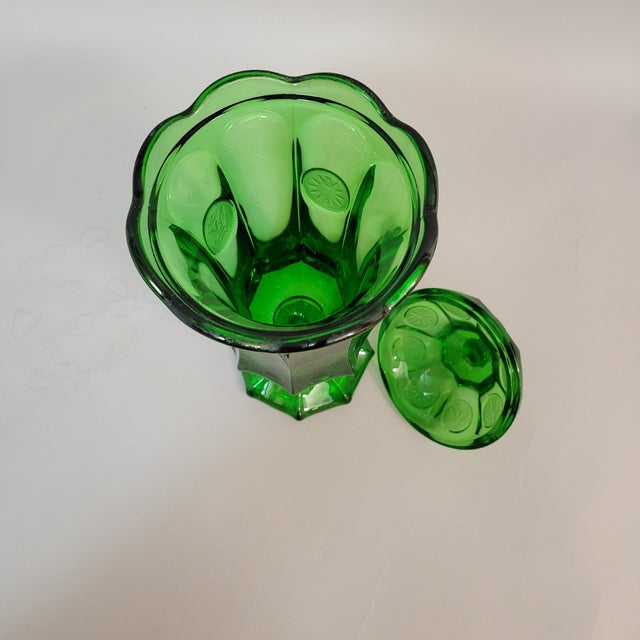 1960s Fostoria Coin Emerald Green Glass Jar, Apothecary Shape For Sale - Image 9 of 9