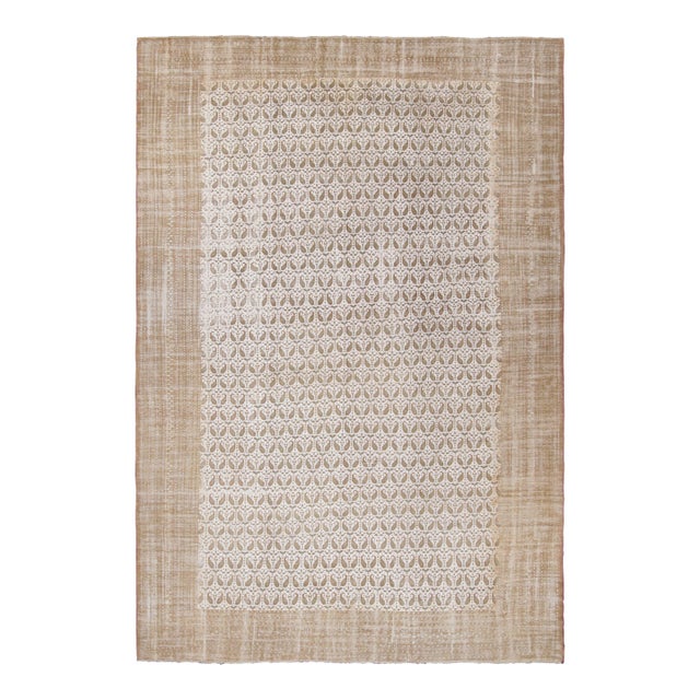 Antique Boteh Paisley Beige and Off-White Wool Rug For Sale