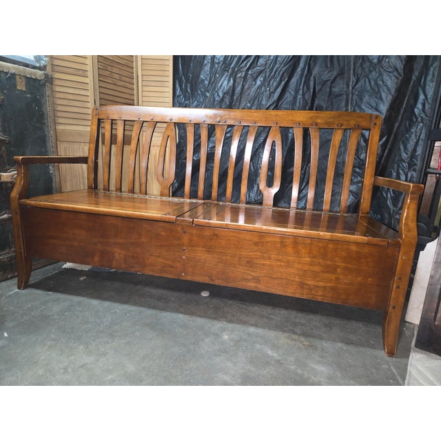 1990s Bernhardt Furniture "Bandini" Arts & Crafts Oak Storage Settle Bench For Sale - Image 4 of 11