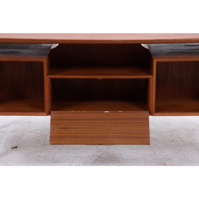 Mid-Century Danish Model 75 Desk in Teak by Gunni Omann for Omann Jun, 1960s For Sale - Image 15 of 18