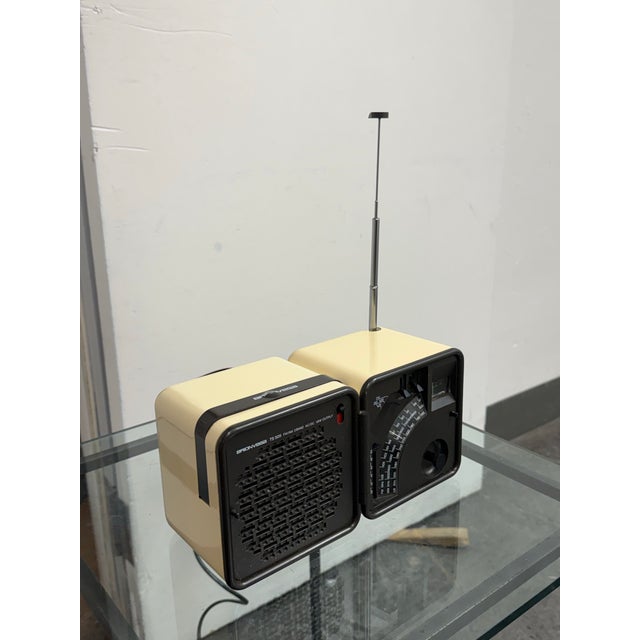 Industrial Brionvega Ts505 Radio Cubo Portable Transistor Radio, Vintage For Sale - Image 3 of 12