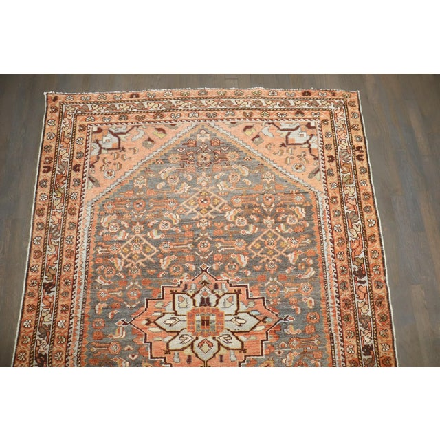 Persian Persian Malayer Accent Medallion Rug no. j5191 For Sale - Image 3 of 6