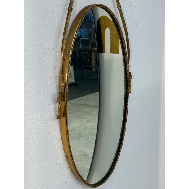 1950s Italian Neoclassical Oval Mirror With Brass Ribbon and Tassel Detailing, 1950s For Sale - Image 5 of 11