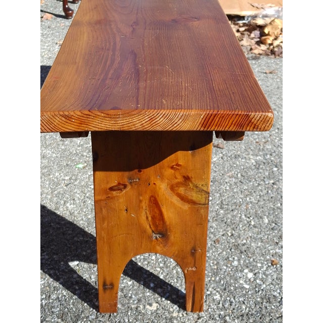 Mid 20th Century Early American Style Varnished Pine Bench For Sale - Image 9 of 10