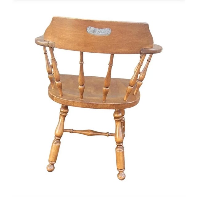 Wood 1970s Ethan Allen Heirloom Nutmeg Maple Lowback Windsor Chairs, a Pair For Sale - Image 7 of 9