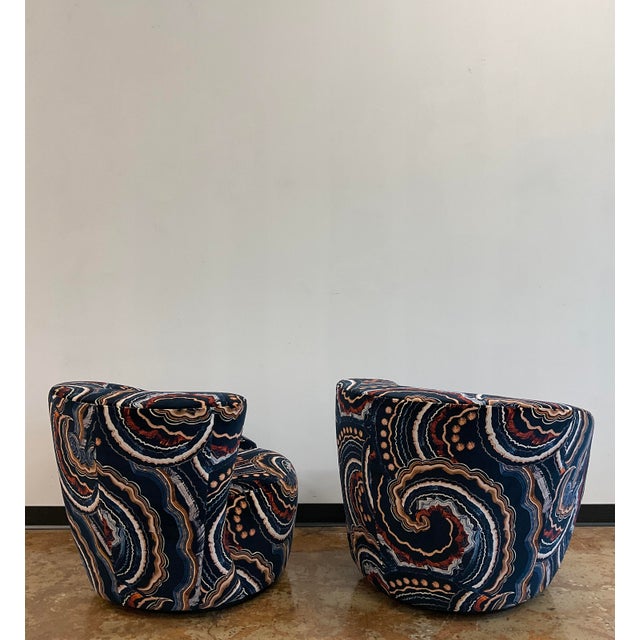 1980s Pair of Nautilus Swivel Chairs by Vladimir Kagan for Directional For Sale - Image 10 of 15