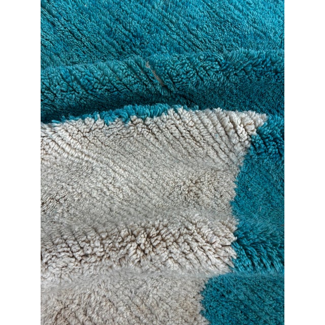 Blue Moroccan Minimalist Beni Ouarain Rug in Handwoven Wool, 1990 For Sale - Image 8 of 12