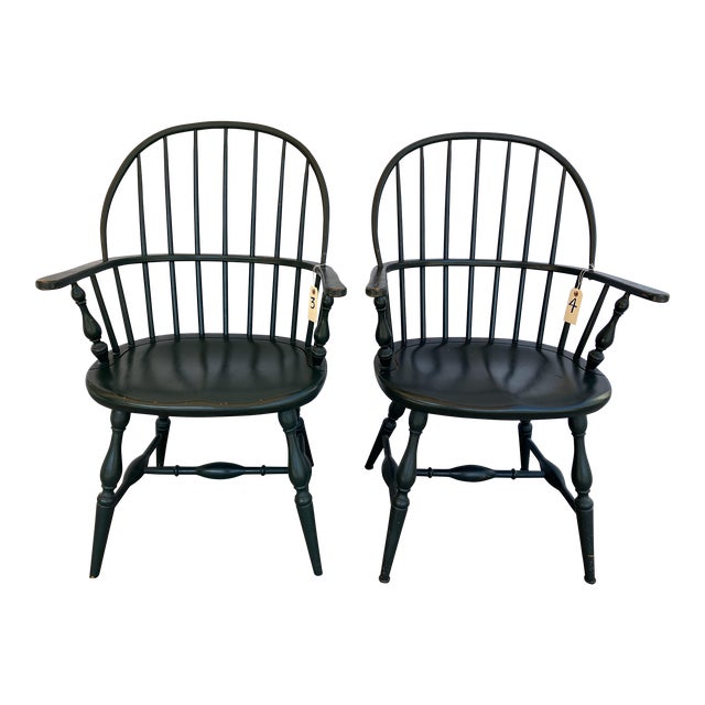 1980s Cohasset Colonials Set of 2 Windsor Chairs With Arms Chairish