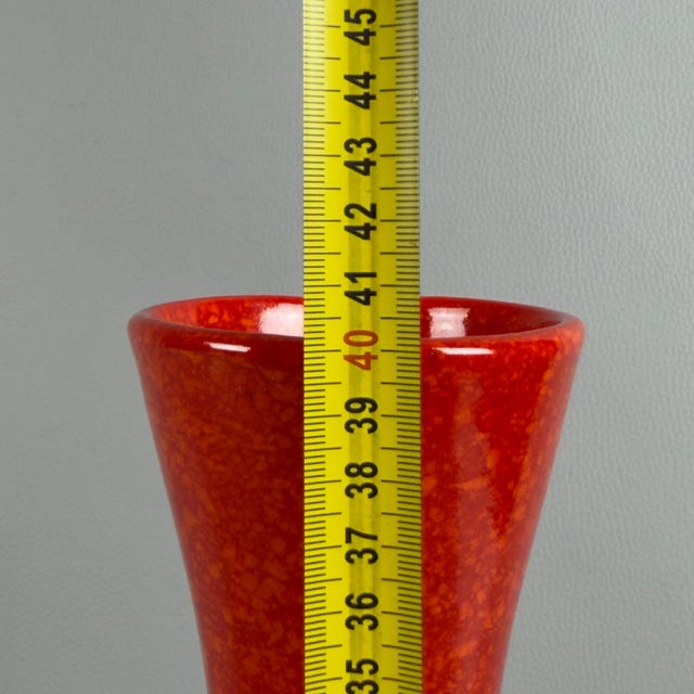 Red Ceramic Vase with Lava Effect from Artigianato Italiano, 1970s For Sale - Image 10 of 11