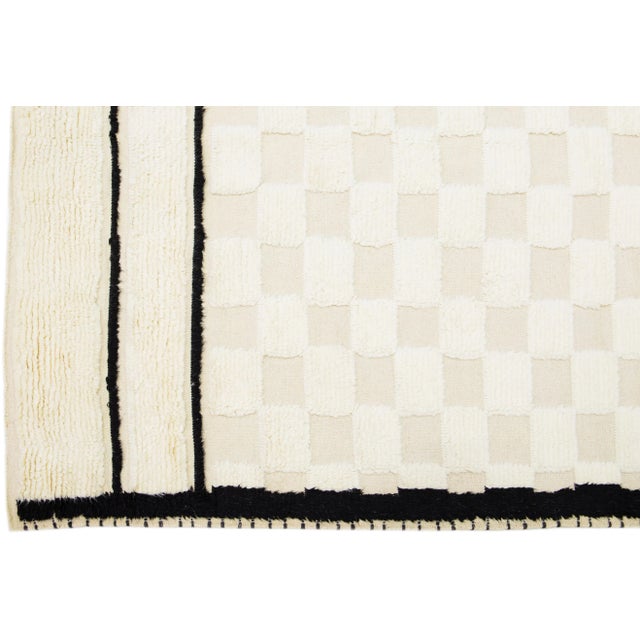 2020s 2020s Ivory Modern Moroccan Style Handmade Wool Rug With Checker Design For Sale - Image 5 of 7