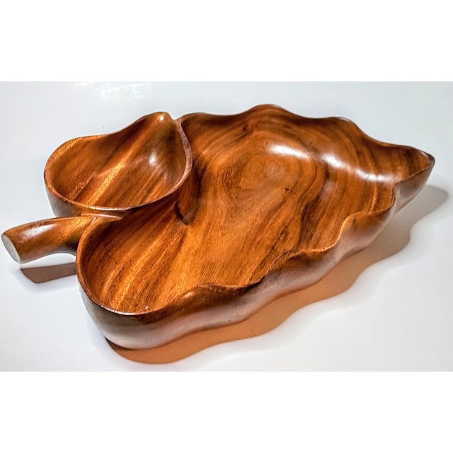 Bowls like these were hand carved from the 50s-70s and sold in hawaii and the surrounding islands as souvenirs, sometimes...