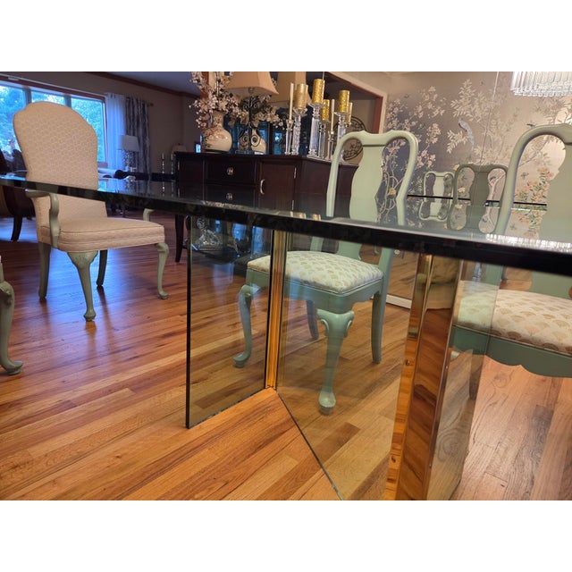León Rosen is associated with decorative, upscale mid-century / late mid-century furniture. For sale: a beautiful León...