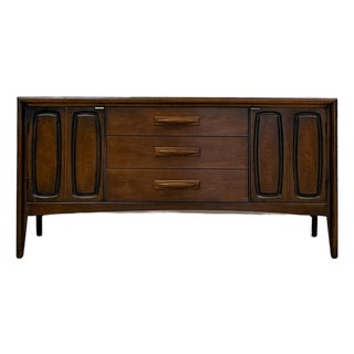 Broyhill Emphasis MCM Credenza Sideboard Rare Vintage Collector Retro Furniture For Sale