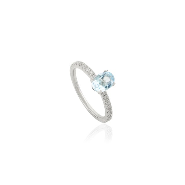 Modern Modern Blue Topaz Diamond Ring Size 7 for Mother's Day Gift For Sale - Image 3 of 12