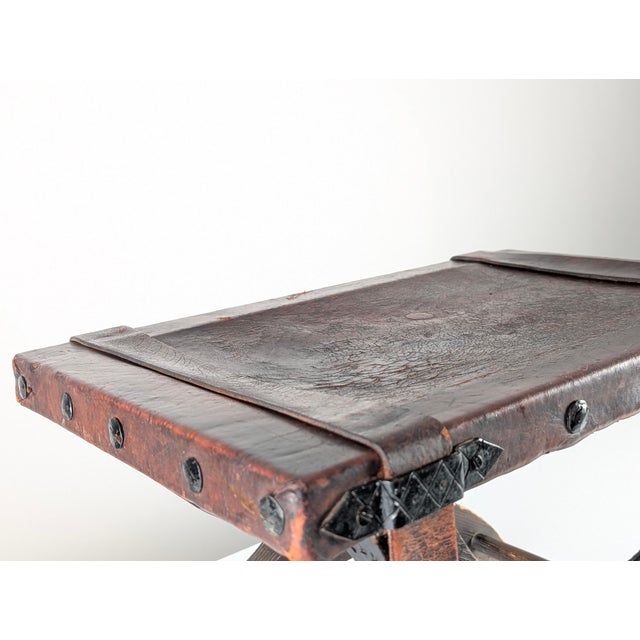 Colonial Curul Stool in Leather and Wrought Iron, Mexico, 1940s For Sale - Image 11 of 18