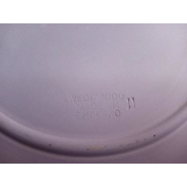 Contemporary Wedgewood Blue Jasperware American Independence Decorative Plate For Sale - Image 3 of 7
