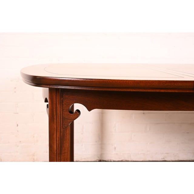 Henredon Mid-Century Modern Hollywood Regency Chinoiserie Walnut and Burl Wood Extension Dining Table | Newly Refinished For Sale In South Bend - Image 6 of 13