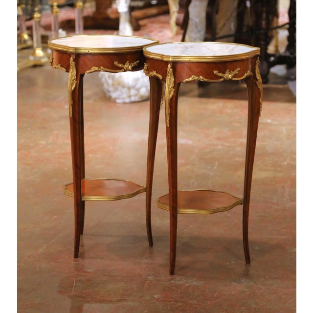 French Pair of Mid-Century French Louis XV Marble Top Mahogany and Ormolu Side Tables For Sale - Image 3 of 13