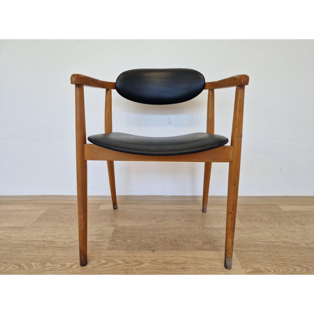 Mid-Century Scandinavian Style Chair attributed to Antonin Suman from TON, 1960s, in Very Good conditions. Designed 1960...