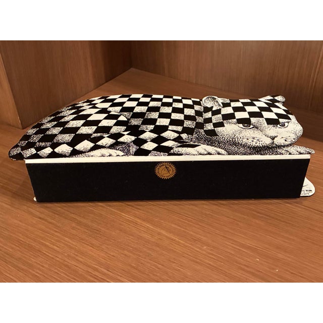 Fornasetti Cat Magazine Rack For Sale In Miami - Image 6 of 7