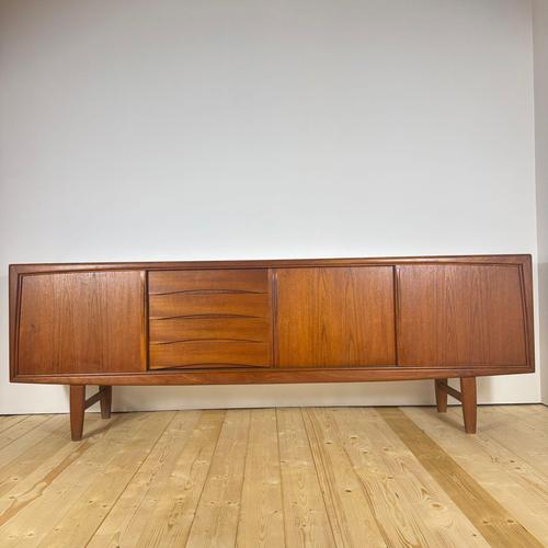 Mid-Century Modern Danish Teak Sideboard by Axel Christensen for Aco Mobler For Sale - Image 3 of 12