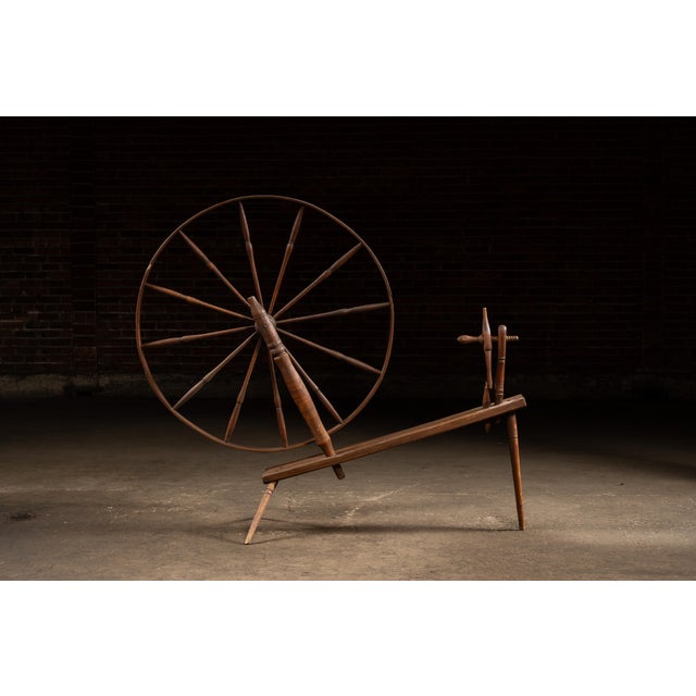 American Early American Walking Wheel, or Spinner's Loom For Sale - Image 3 of 7
