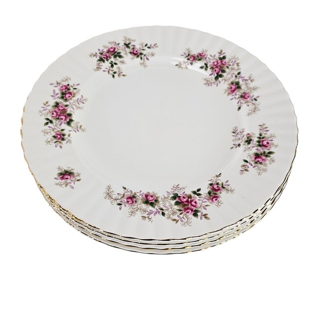 1980s Royal Albert Lavender Rose Bone China Dinnerware Service for Four, 16 Pieces For Sale In San Francisco - Image 6 of 18