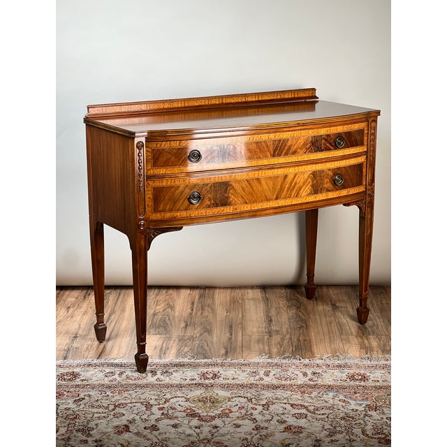 Traditional Vintage Federal Style Bow Front Mahogany Sideboard by Paine Furniture Boston For Sale - Image 3 of 10