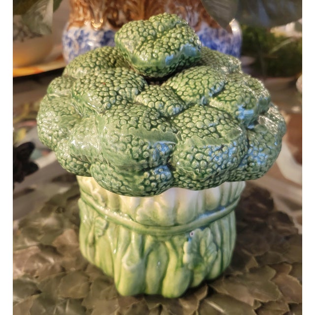 1980s Vintage Ceramic Broccoli Cabbage Fitz and Floyd Style Storage Jar For Sale - Image 5 of 6