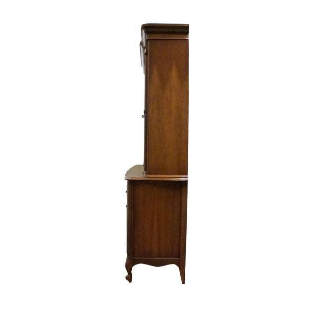 Broyhill Furniture Solid Hard Rock Maple Country French Provincial 59" Buffet W. China Cabinet 5000-10 / 5000-20 For Sale - Image 11 of 15