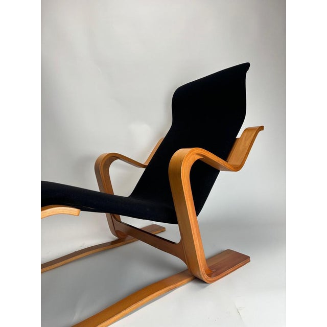 Isokon Lounge Chair by Marcel Breuer for Knoll, 1970s For Sale - Image 6 of 12