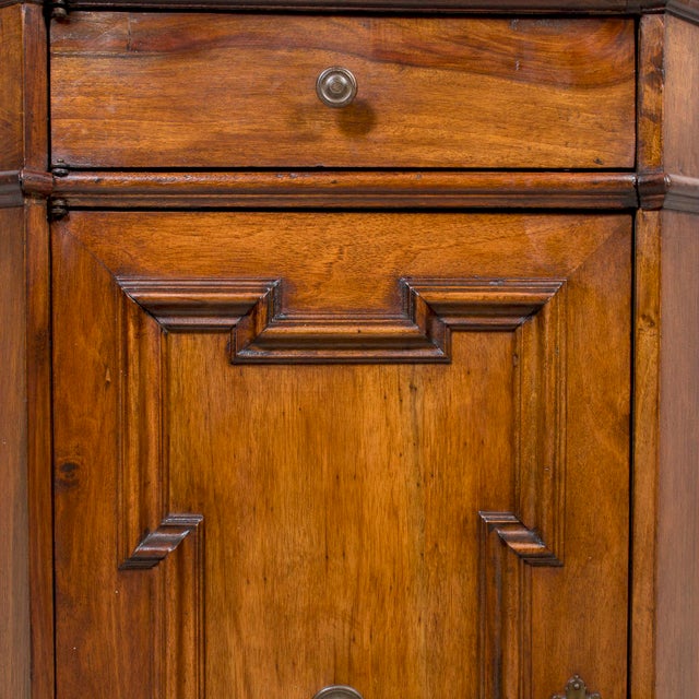 Wood Late 18th Century Carved Italian Baroque Style Walnut Credenza Scantonata For Sale - Image 7 of 18