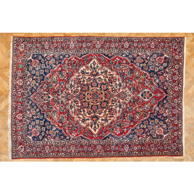 Middle Eastern Hand-Knotted Bakhtiar Rug For Sale - Image 9 of 9