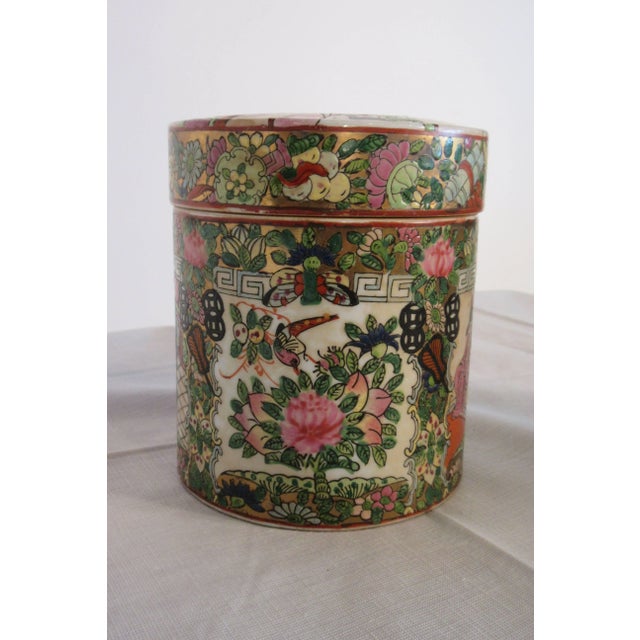 1930s Asian Cover Jars With People Motif - a Pair For Sale - Image 4 of 8